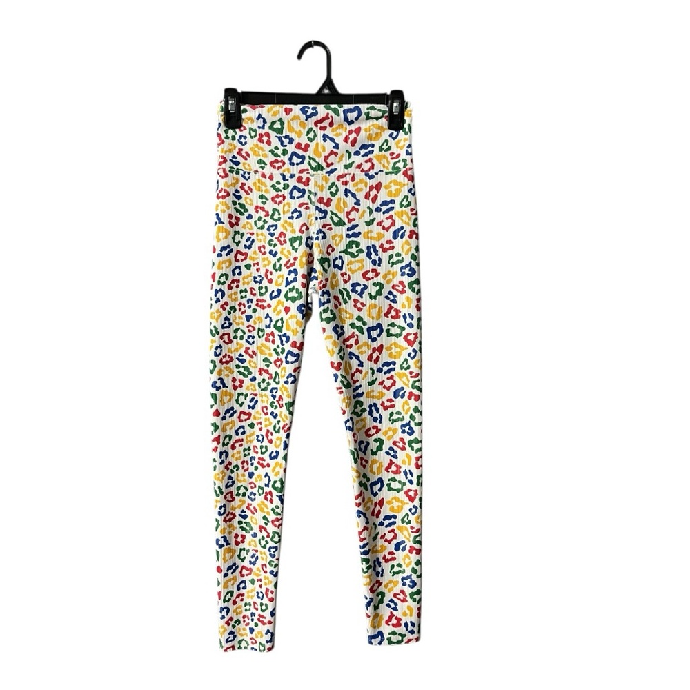 Beach Riot Ayla Legging in Primary Leopard - Picture 3 of 8